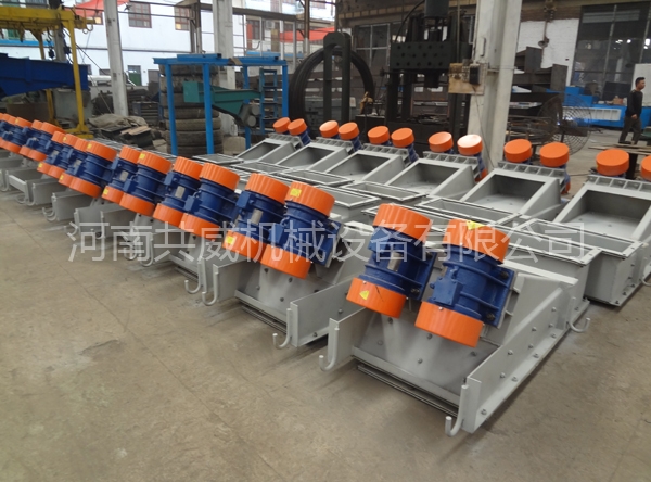 振動給料機貨到現(xiàn)場